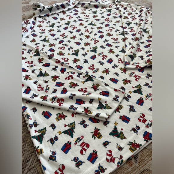 Retro turtle neck holiday print long sleeve top - Picture 3 of 4